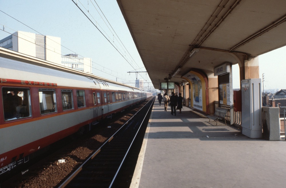 RER B, Station Laplace (A. EDDI©)